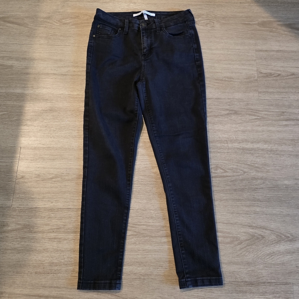 Celebrity Pink Black Mid Rise Skinny Jeans Size 29